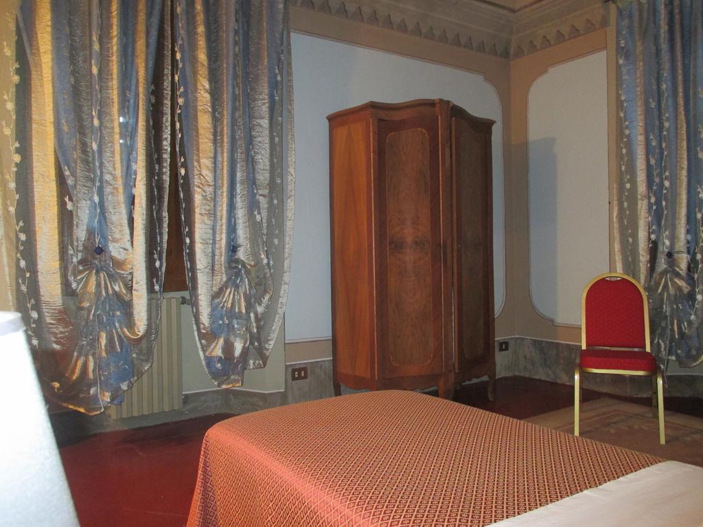Villa Cantoni Gropello Cairoli Habitación foto